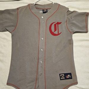 Cincinnati Reds jersey. Medium gray button-up vintage